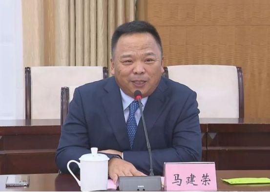 leyucom乐鱼官网浙江首富马建荣曾身负300万巨债如今年产24亿件服装身价4(图3)